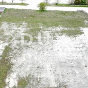 ISTRA,KANFANAR - Građevinsko zemljište na odličnoj lokaciji