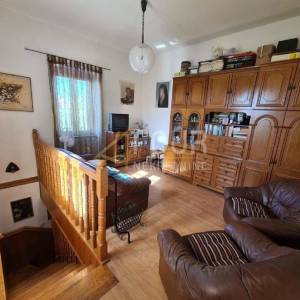 ISTRA,LABIN, komforni stan sa vlastitim dvorištem 295.000€