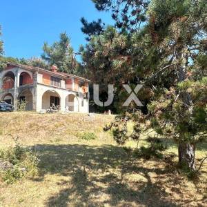ISTRA,LABIN - Kuća s pogledom na more i prostranom okućnicom