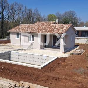 ISTRA,LABIN - Moderna novogradnja s bazenom