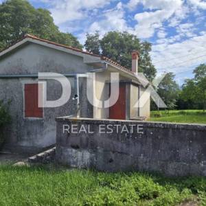 ISTRA,LABIN - Prostrano imanje s 3 kuće i 23.900 m2 zemljišta