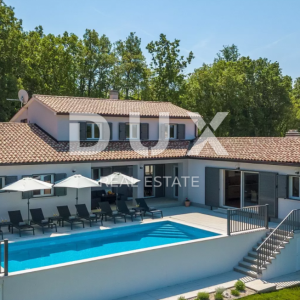 ISTRA,LABIN - Vila s bazenom u blizini grada