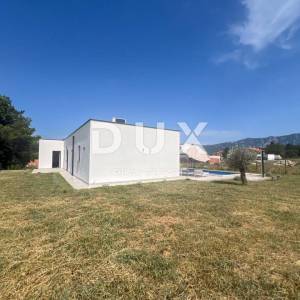 ISTRA,LABIN(OKOLICA) - Moderna novogradnja s bazenom