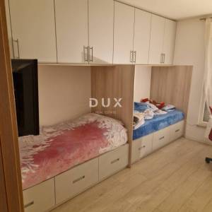 ISTRA,MEDULIN - Stan 61 m² na 2. katu – 2 spavaće sobe, balkon, spremište ,namješten