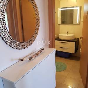 ISTRA,MEDULIN - Stan 61 m² na 2. katu – 2 spavaće sobe, balkon, spremište ,namješten