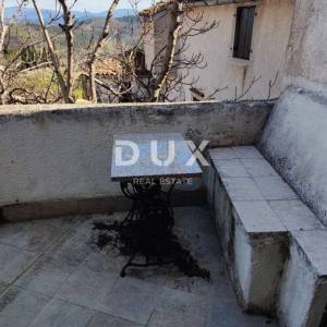 ISTRA,MOTOVUN - Kuća u starogradskoj jezgri Motovuna sa poslovnim prostorom