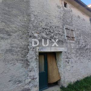ISTRA,PERUŠKI. Kuća za adaptaciju