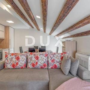 ISTRA,POREČ - Ekskluzivna prilika, apartman prvi red do mora!