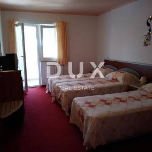 ISTRA,POREČ - Hotel sa bazenom i prostranom okućnicom!