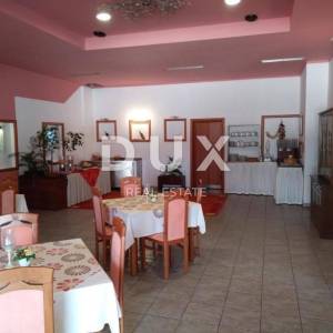ISTRA,POREČ - Hotel sa bazenom i prostranom okućnicom!