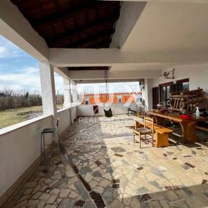 ISTRA,POREČ - Kuća poslovno-stambene namjene