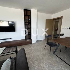 ISTRA,POREČ - Luksuzni stan u prizemlju s grijanim bazenom
