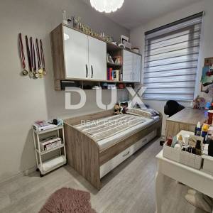 ISTRA,POREČ - Obiteljska kuća sa tri stambene jedinice 