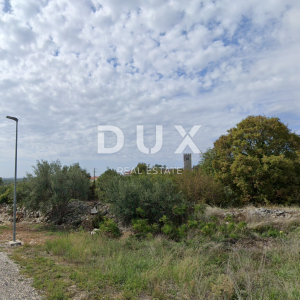 ISTRA,POREČ(OKOLICA) - Građevinsko zemljište idealno za investitore