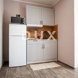 ISTRA,PREMANTURA- Kuća sa 6 apartmana, saunom i bazenom. Blizina mora! 