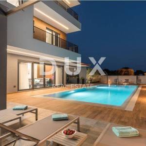 ISTRA,PULA,FAŽANA- Moderna vila s pogledom na more!