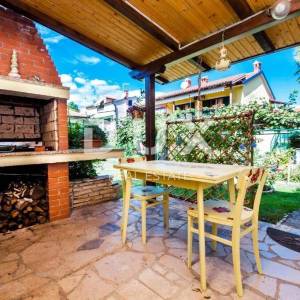 ISTRA,ROVINJ - Prekrasna kuća u blizini mora i centra grada