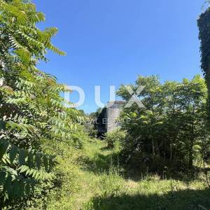 ISTRA,ŠIŠAN - Kamena kuća za adaptaciju