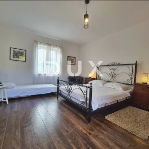 ISTRA,VIŠNJAN - Istarska vila okružena prirodom