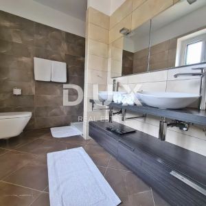 ISTRA,VIŠNJAN - Istarska vila okružena prirodom