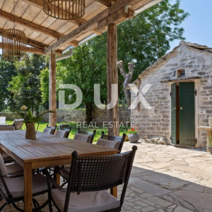 ISTRA,ŽMINJ(OKOLICA) - Impresivna istarska kamena kuća s bazenom