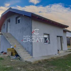 IVANEC, NOVOGRADNJA