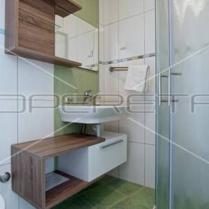 Izvanredna investicija u blizini grada Paga, 8 apartmana, 420 m2 stambenog prost