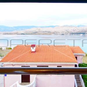 Izvanredna investicija u blizini grada Paga, 8 apartmana, 420 m2 stambenog prost