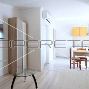 Izvanredna investicija u blizini grada Paga, 8 apartmana, 420 m2 stambenog prost