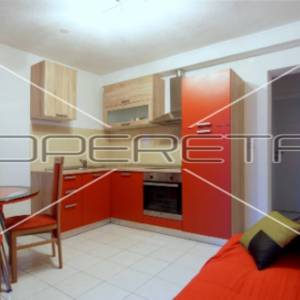 Izvanredna investicija u blizini grada Paga, 8 apartmana, 420 m2 stambenog prost