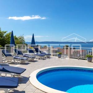 IZVRSNA PRILIKA! Komforna kuća s pogledom na more u Sumartinu, otok Brač – ideal