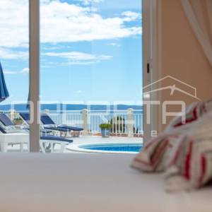 IZVRSNA PRILIKA! Komforna kuća s pogledom na more u Sumartinu, otok Brač – ideal