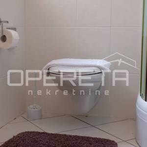 IZVRSNA PRILIKA! Komforna kuća s pogledom na more u Sumartinu, otok Brač – ideal