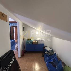 Jadranovo, 86.43m2, 1s+db, terasa s predivnim pogledom na more