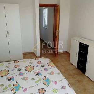 Jadranovo, 91.80m2 tavan uređen kao stan