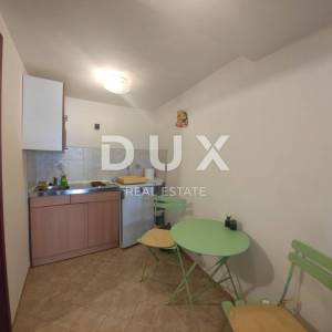 JADRANOVO - Apartmanska kuća s pogledom na more