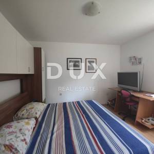 JADRANOVO - Apartmanska kuća s pogledom na more