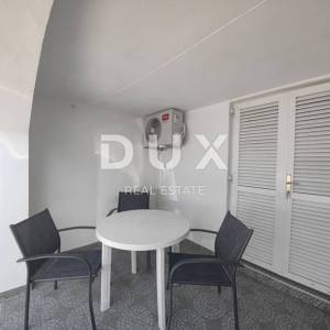 JADRANOVO - Apartmanska kuća s pogledom na more