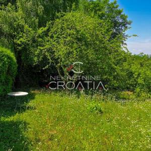 JAKOPOVEC: 15 €/m2 SA VLASTITIM BUNAROM!