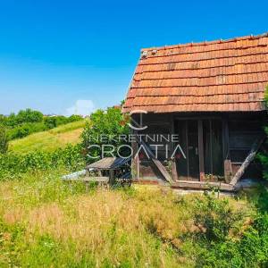 JAKOPOVEC: 15 €/m2 SA VLASTITIM BUNAROM!