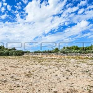 Jedinstvena prilika, poljoprivredno zemljište s pogledom na more, 12.938m2 
