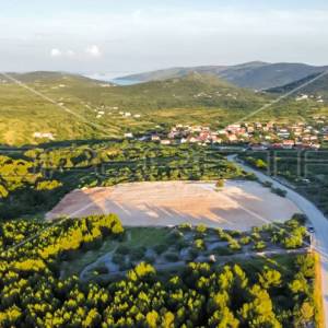 Jedinstvena prilika, poljoprivredno zemljište s pogledom na more, 12.938m2 

