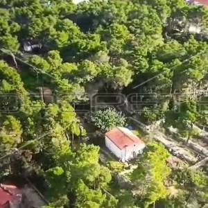 Jedinstvena prilika za investitore, zemljište u Korčuli s kućom