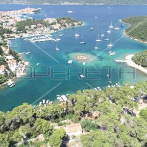 Jedinstvena prilika za investitore, zemljište u Korčuli s kućom
