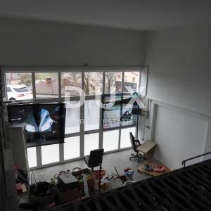 JUŠIĆI - poslovni prostor 220m2 + parking + garažni prostor (opcija)