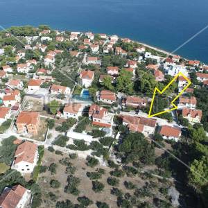 Kamena apartmanska kuća s prekrasnim pogledom na more i maslinikom, Splitska oto