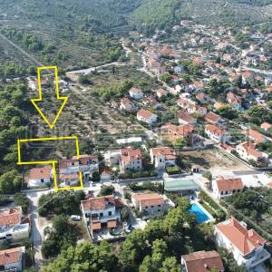 Kamena apartmanska kuća s prekrasnim pogledom na more i maslinikom, Splitska oto