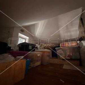 Kamena Kuća 105m²: Savršen Spoj Šarma, Povijesti i Mediteranskog Ugođaja, Ston