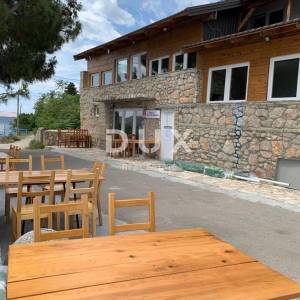 KARLOBAG - ugostiteljski objekt 1. RED DO MORA 420m2 + dvorište 176m2