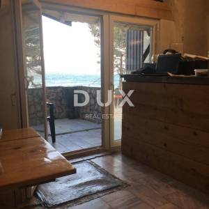 KARLOBAG - ugostiteljski objekt 1. RED DO MORA 420m2 + dvorište 176m2